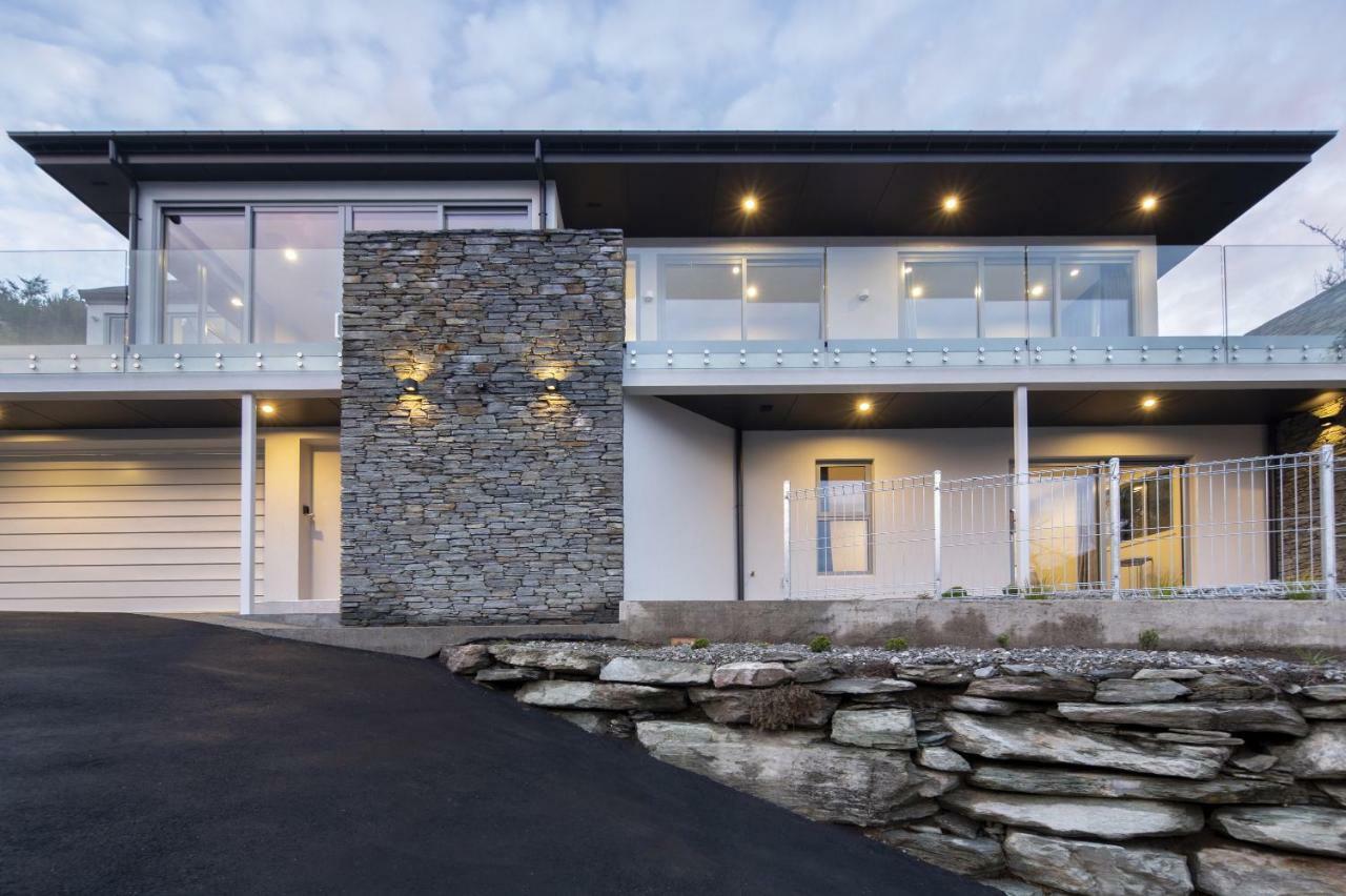 Lago Infinito By Sotheby'S Luxury Rental Homes ควีนส์ทาวน์ ภายนอก รูปภาพ